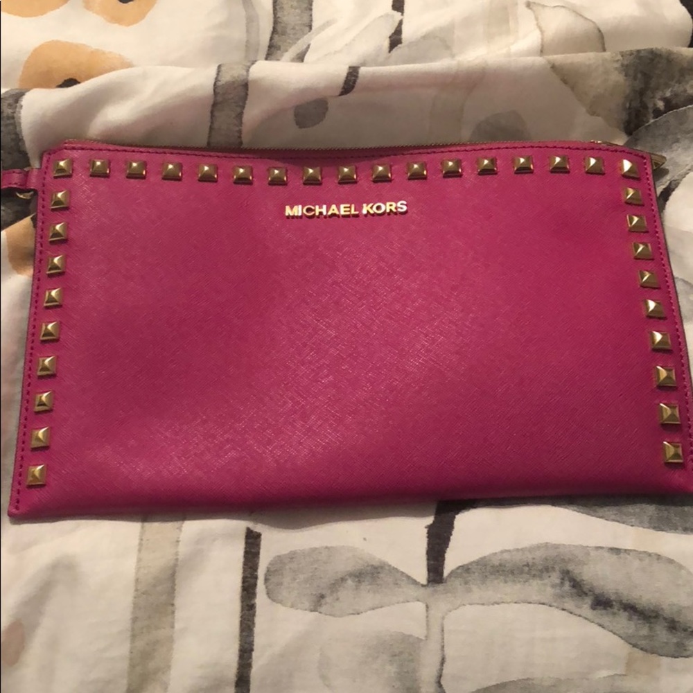 Michael Kors wristlet